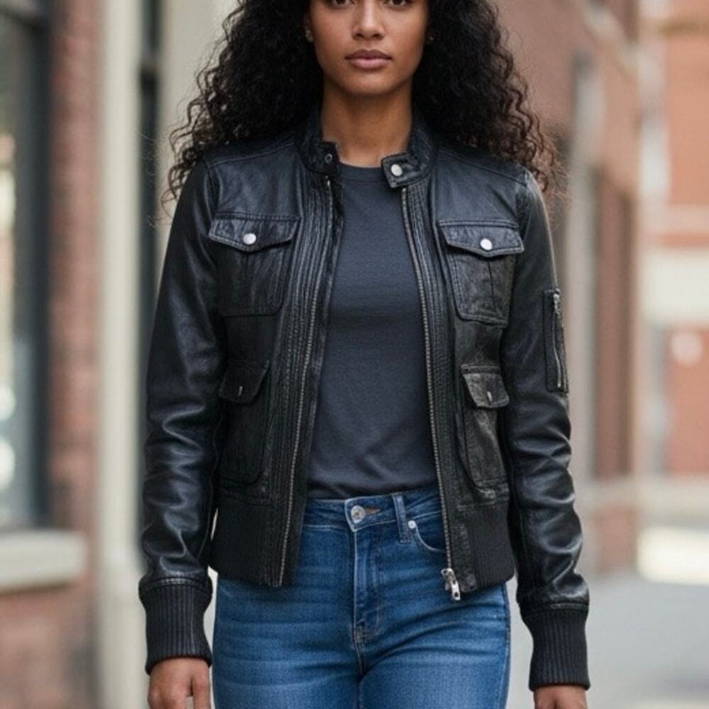 Kenna-T leather bomber jacket 
Black size Small